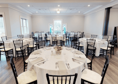 Banquet hall at Oaks Manor